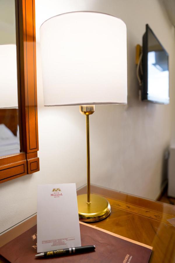 Hotel Royal Marshal カイロ エクステリア 写真