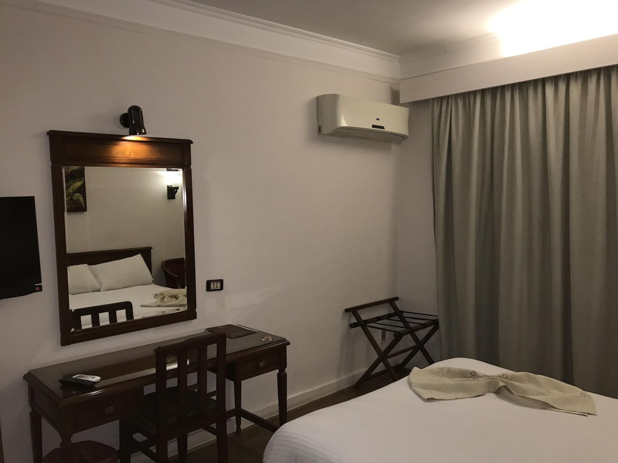 Hotel Royal Marshal カイロ エクステリア 写真